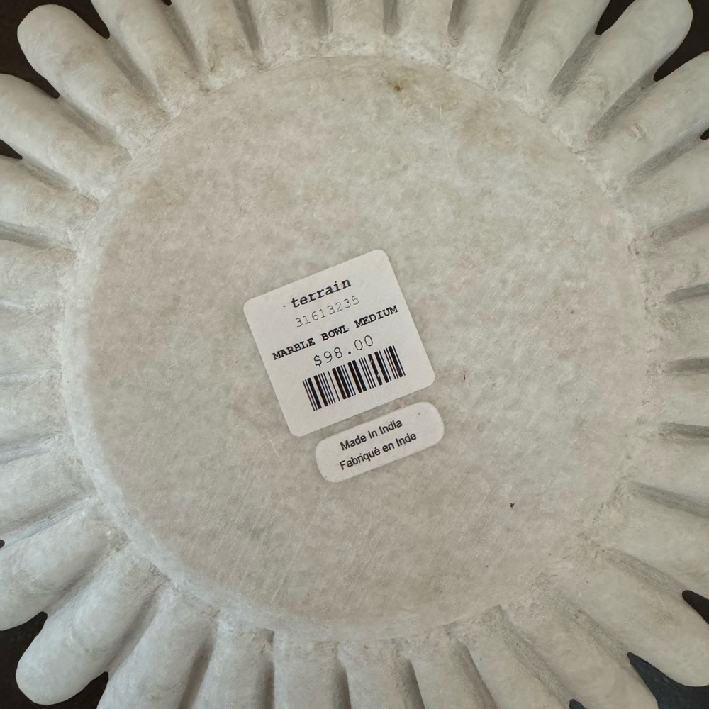 Terrain Ruffled Bowl (M) - Picture 5 of 7